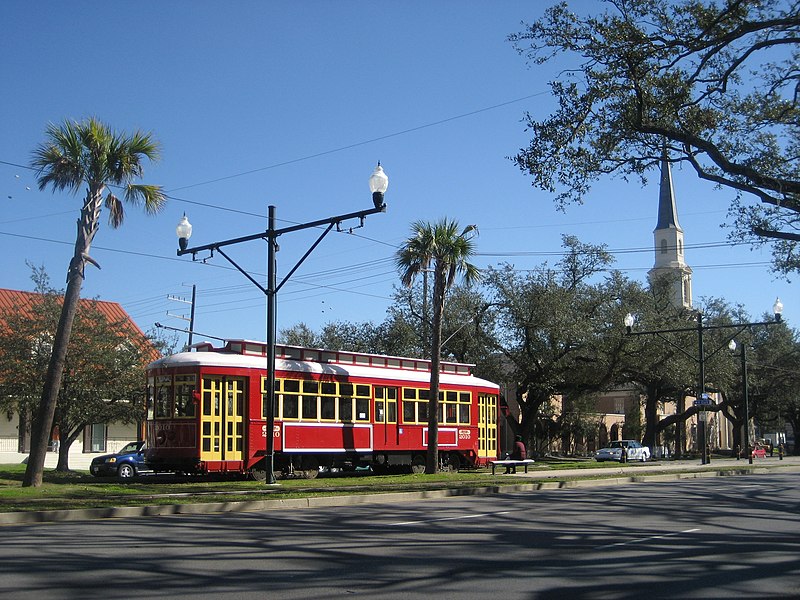 New Orleans streetcar in Mid City